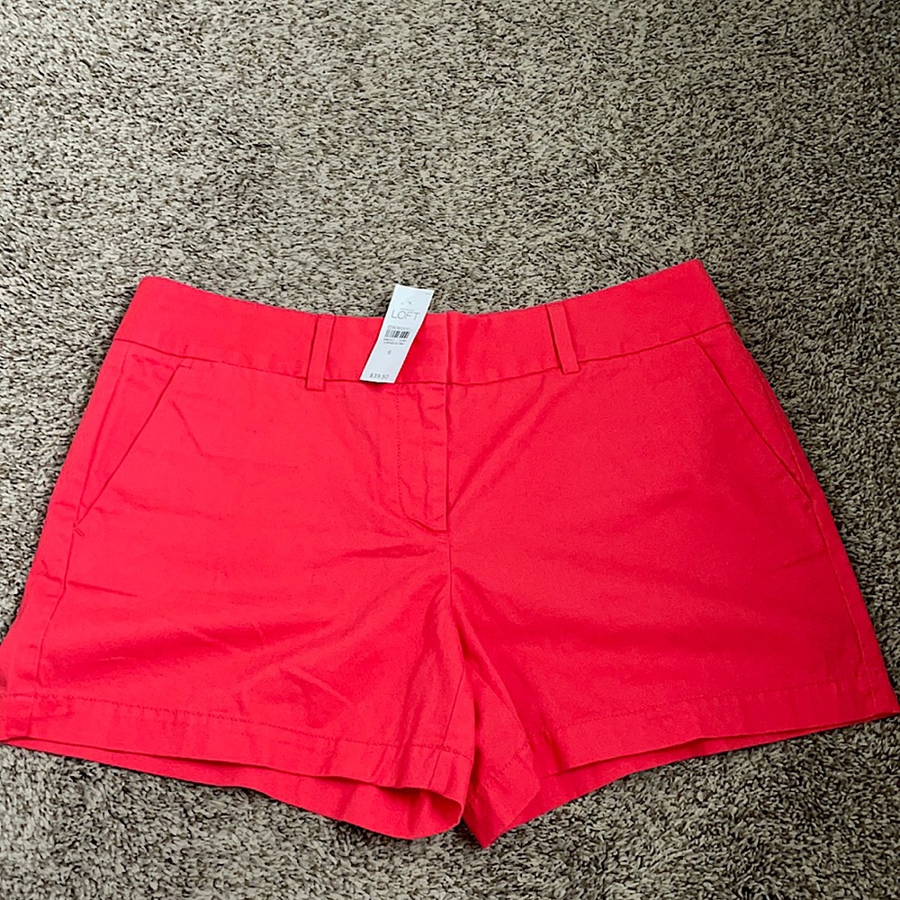 Pretty Red Loft Shorts, Size 6
